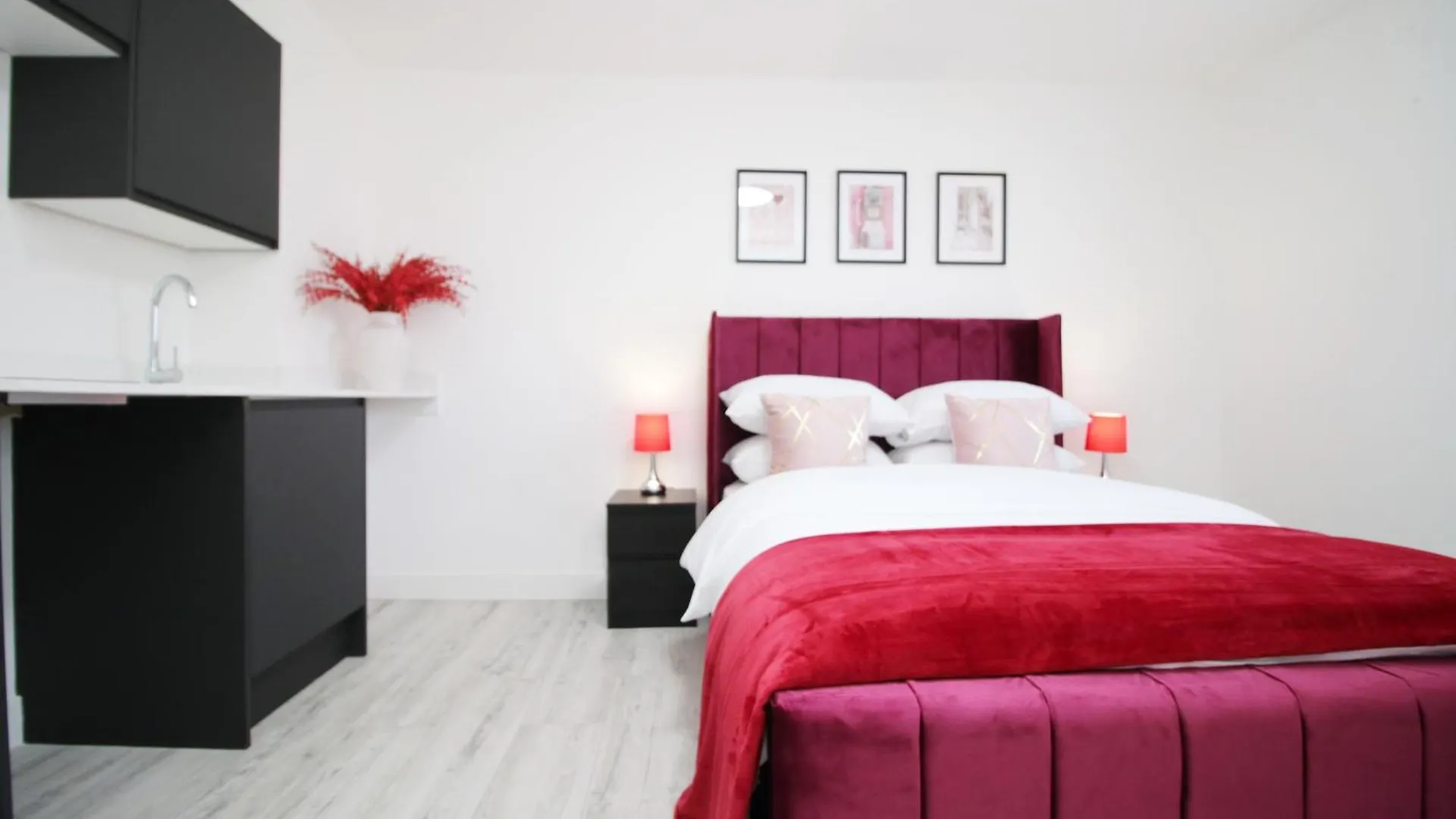 New Cardiff Bloc Exclusive Apartments By Prime Stays - Shops And Parking - Great For Groups And Families