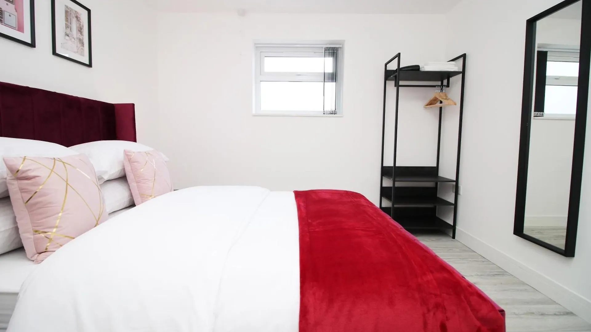 New Cardiff Bloc Exclusive Apartments By Prime Stays - Shops And Parking - Great For Groups And Families 0*,  イギリス