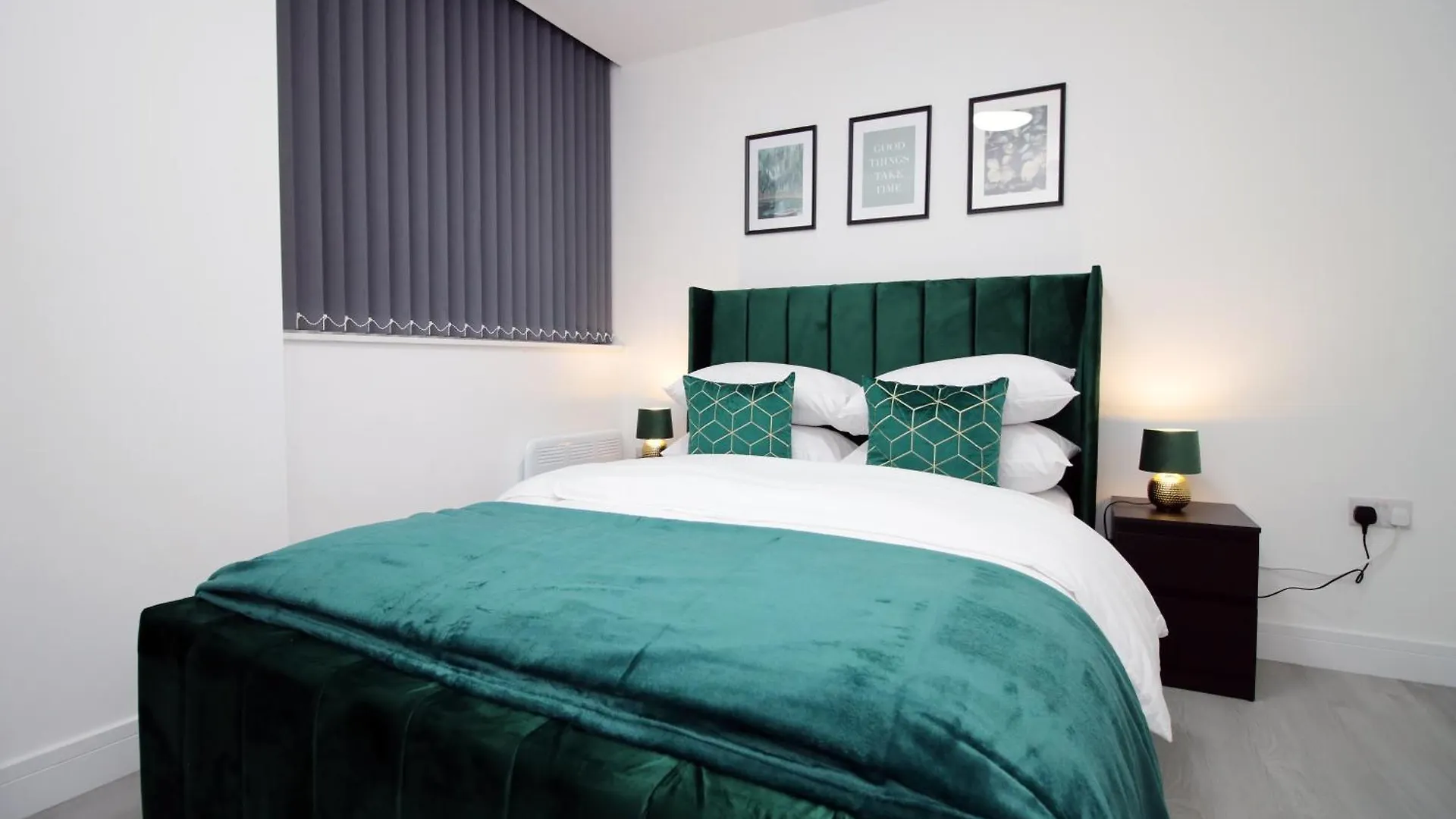 New Cardiff Bloc Exclusive Apartments By Prime Stays - Shops And Parking - Great For Groups And Families