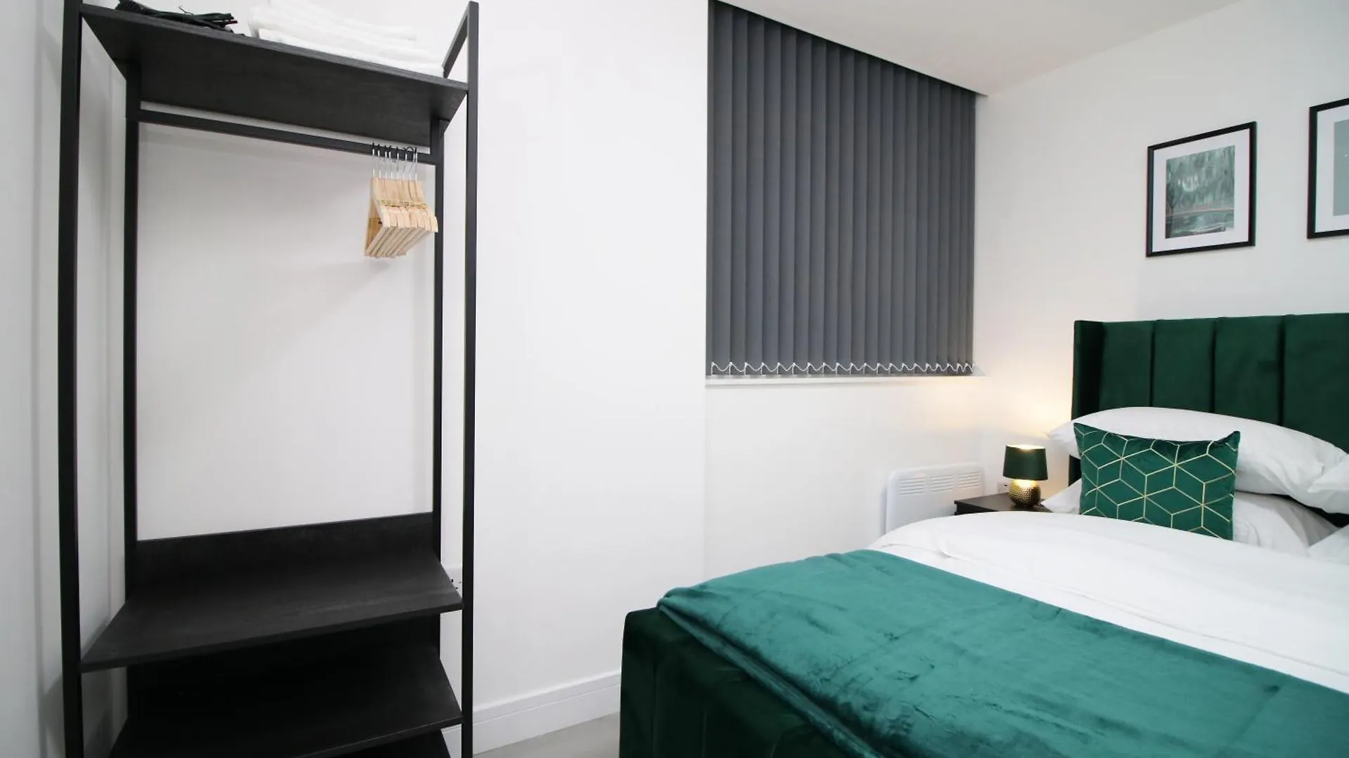 New Cardiff Bloc Exclusive Apartments By Prime Stays - Shops And Parking - Great For Groups And Families